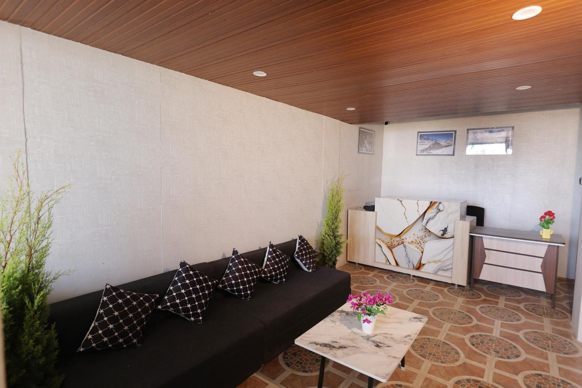 White Castle Hotel 4*