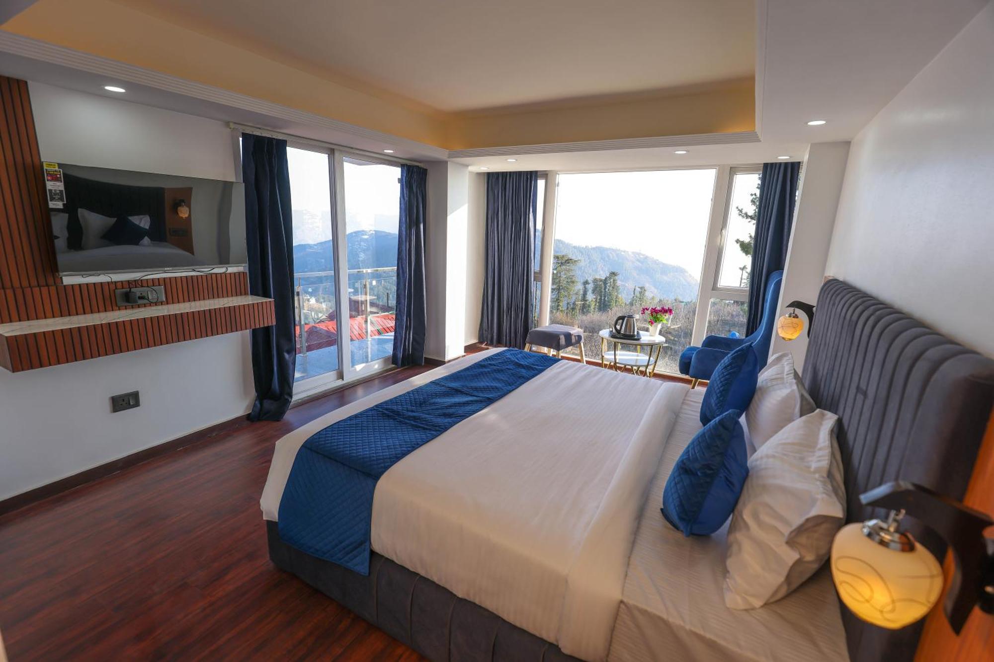 White Castle 4* Shimla