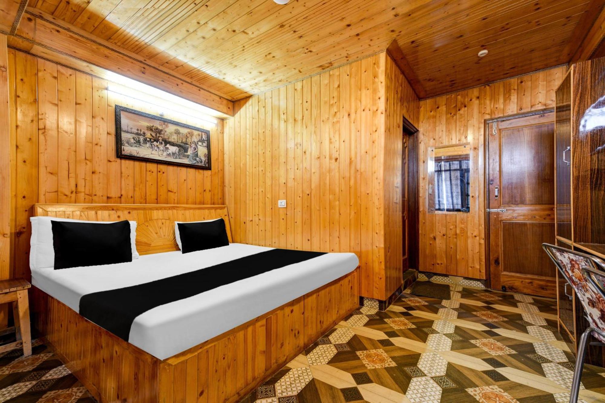 Hotel Hotel O Kanlog Near Isbt Shimla Formerly Pine View Homestay