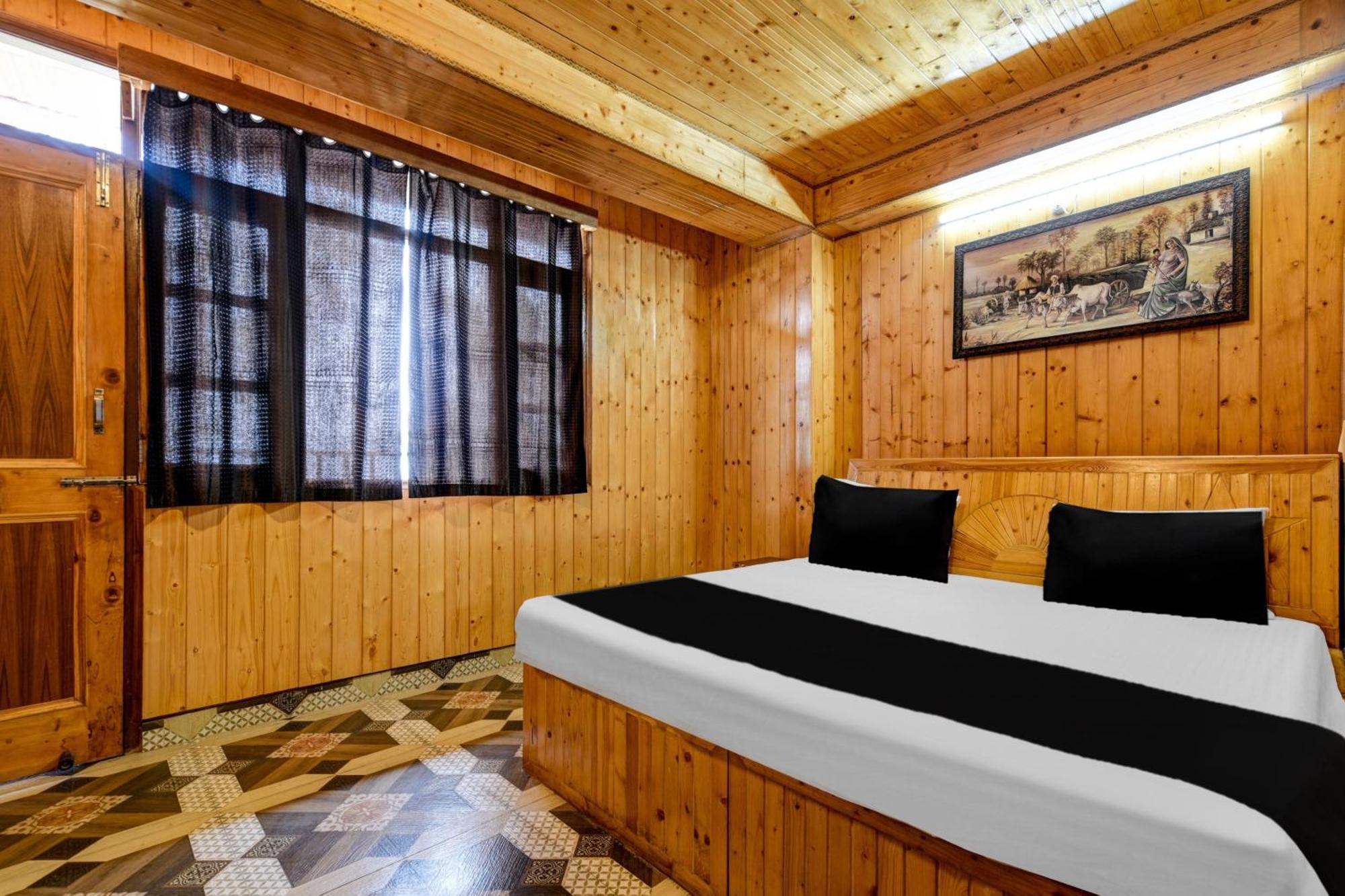 Hotel Hotel O Kanlog Near Isbt Shimla Formerly Pine View Homestay 4*