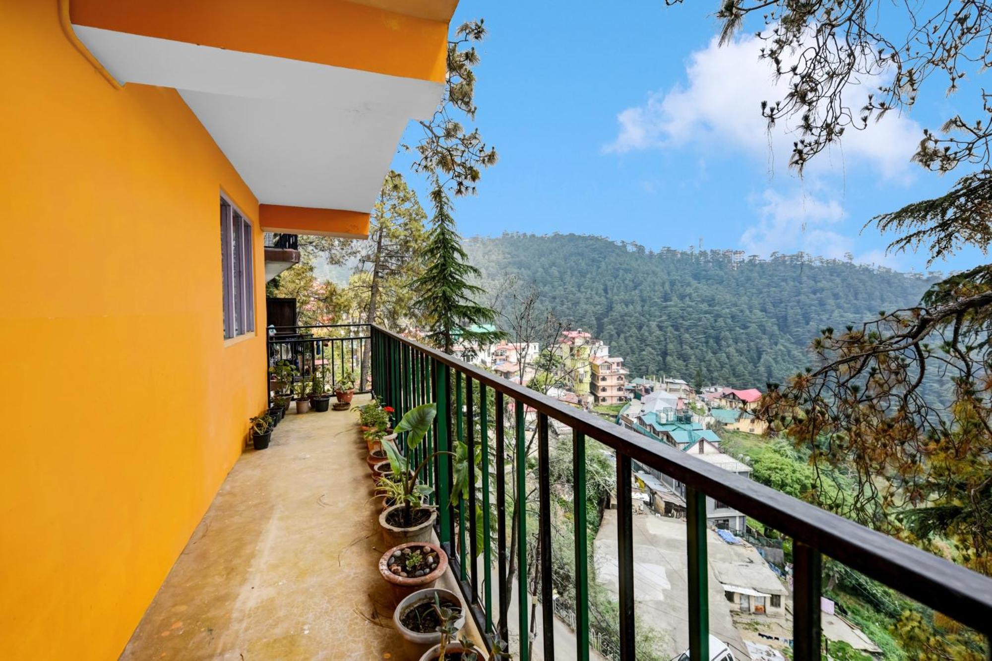 Hotel O Kanlog Near Isbt Shimla Formerly Pine View Homestay Shimla