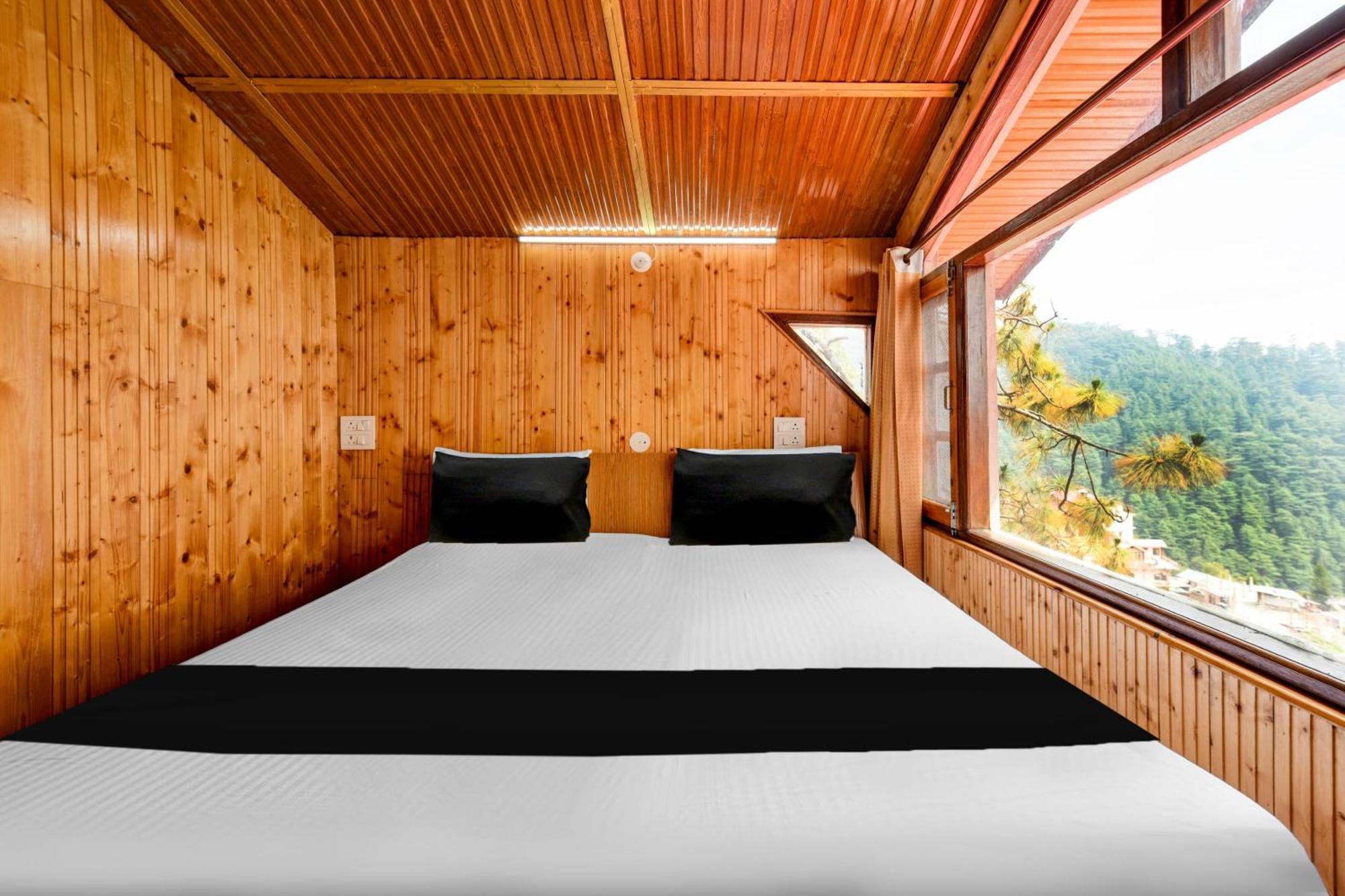 Hotel Hotel O Kanlog Near Isbt Shimla Formerly Pine View Homestay