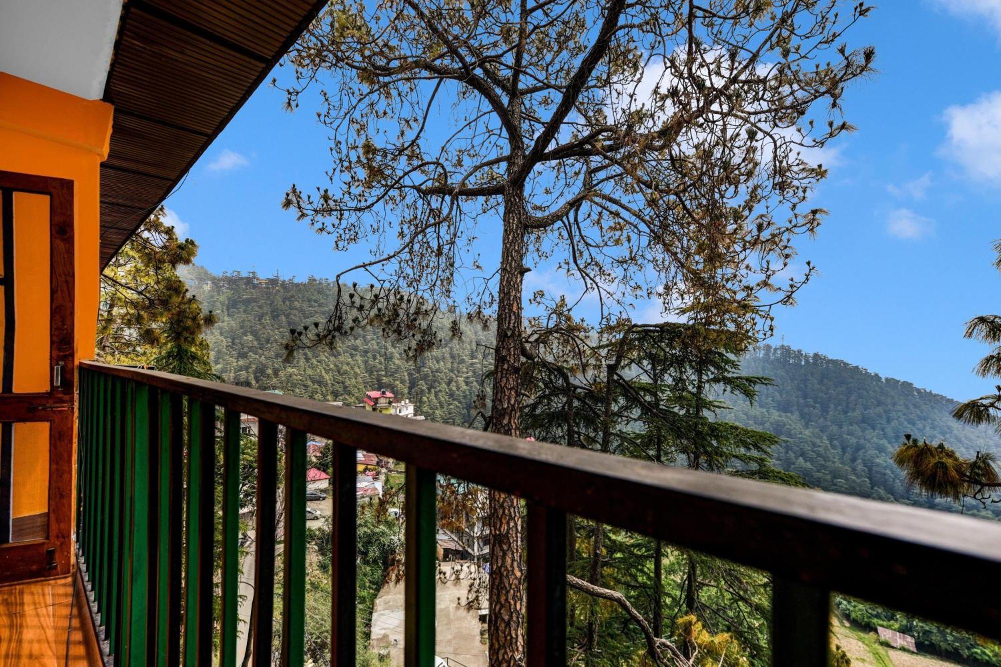 Hotel Hotel O Kanlog Near Isbt Shimla Formerly Pine View Homestay 4*
