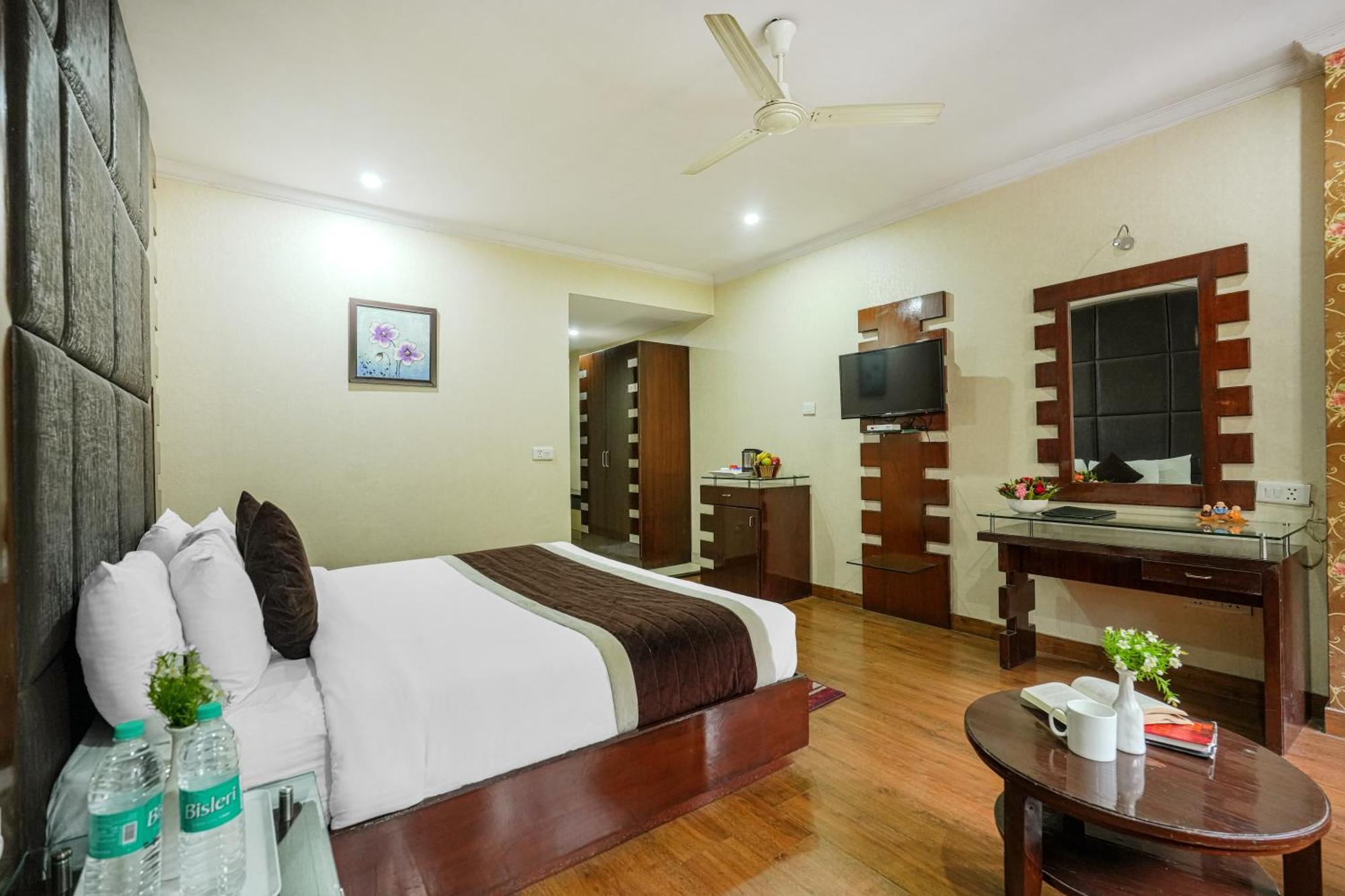 Ck International By Pax Hotel