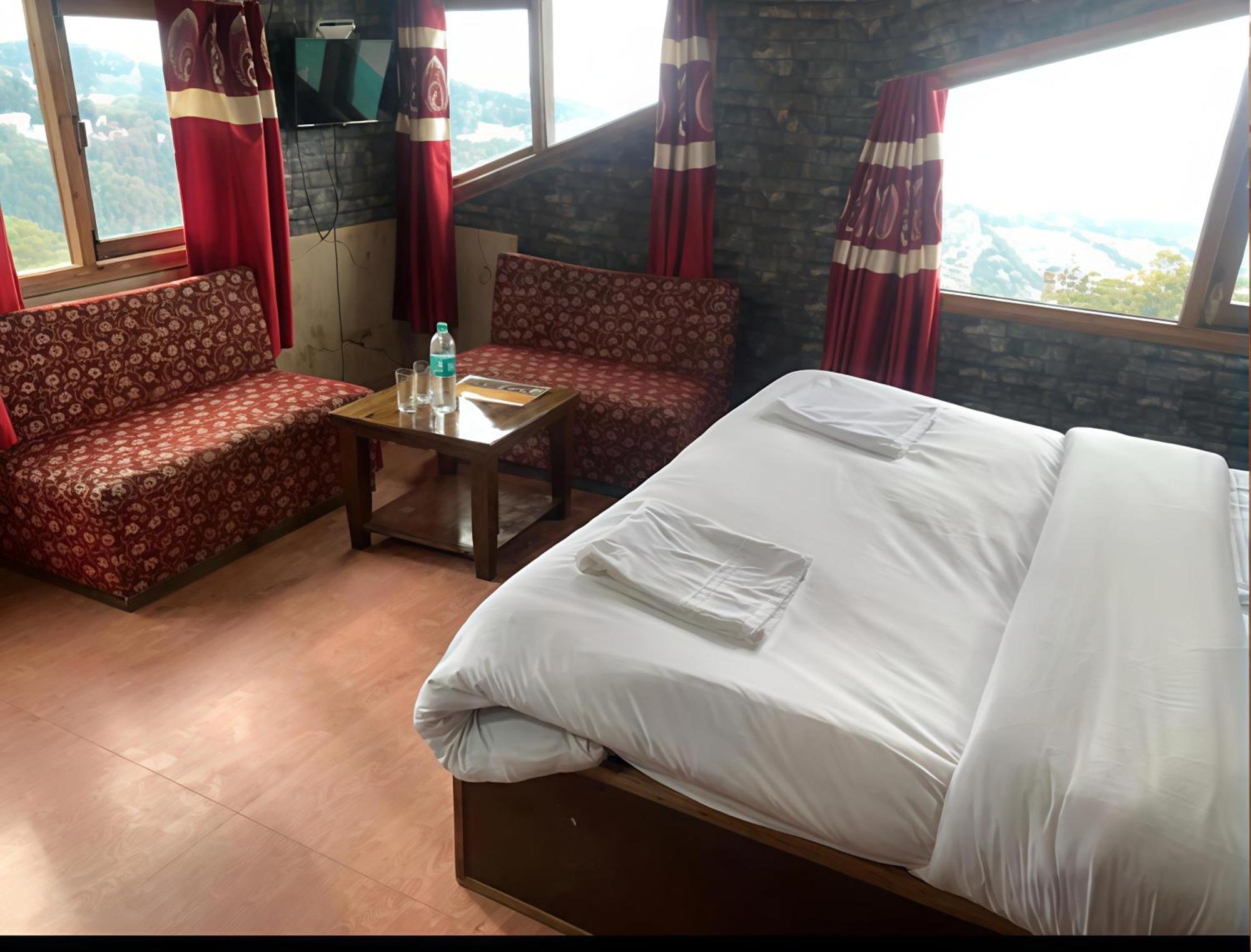 Bed & Breakfast Sita Near Mall Road - Free Wifi And Mountain View