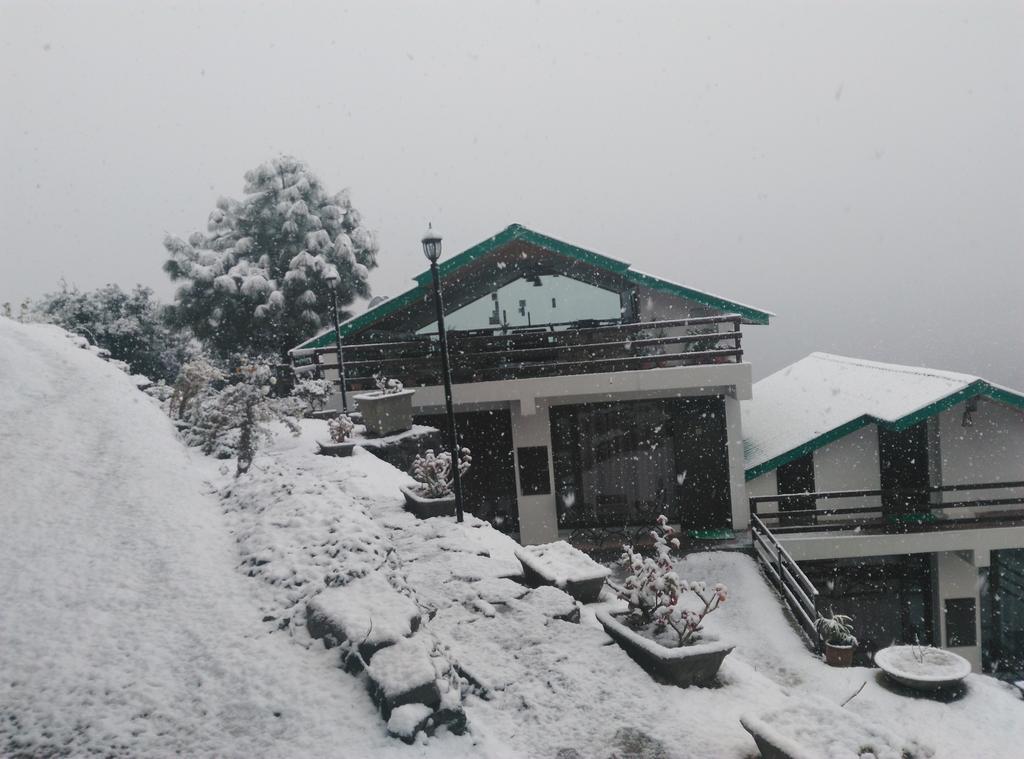 Woodsmoke Retreat Shimla