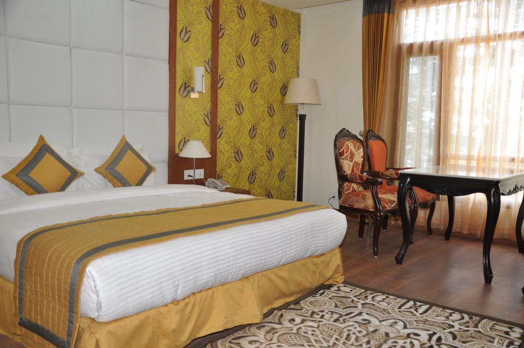Southgate Hotel