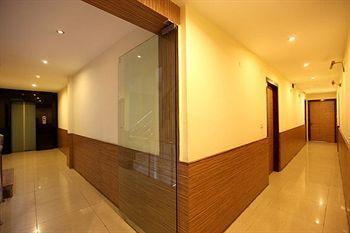 Bridge View Regency Hotel