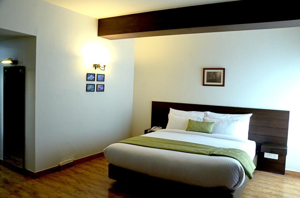 Woodsmoke Retreat Resort Shimla