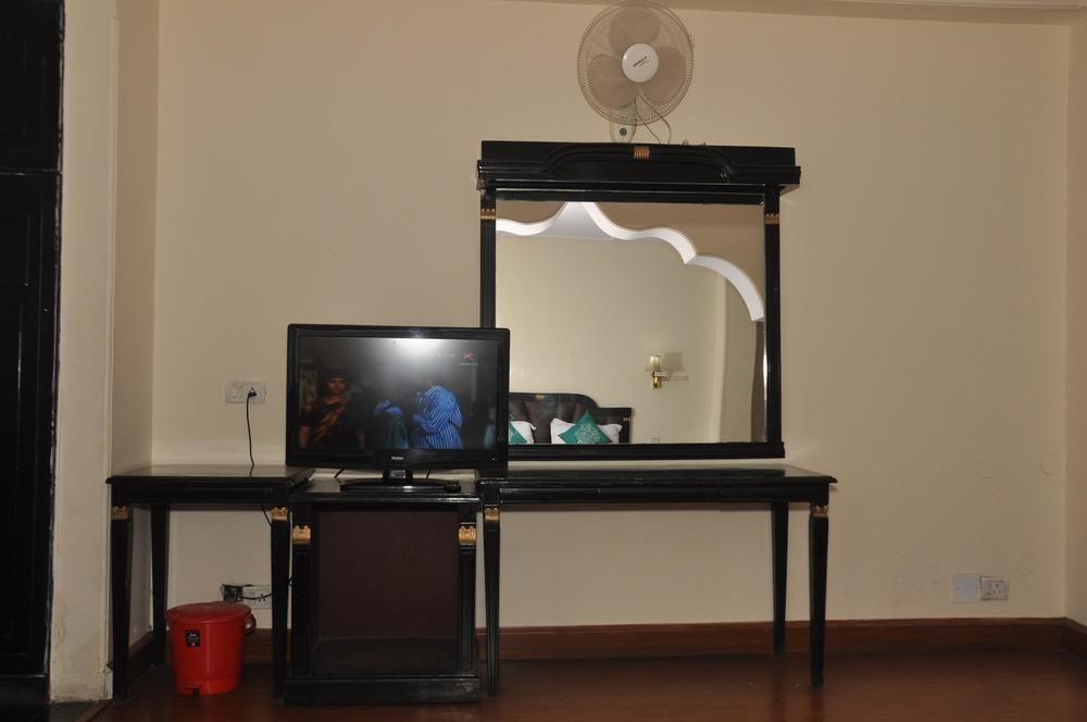 Hotel Aachman Regency Shimla