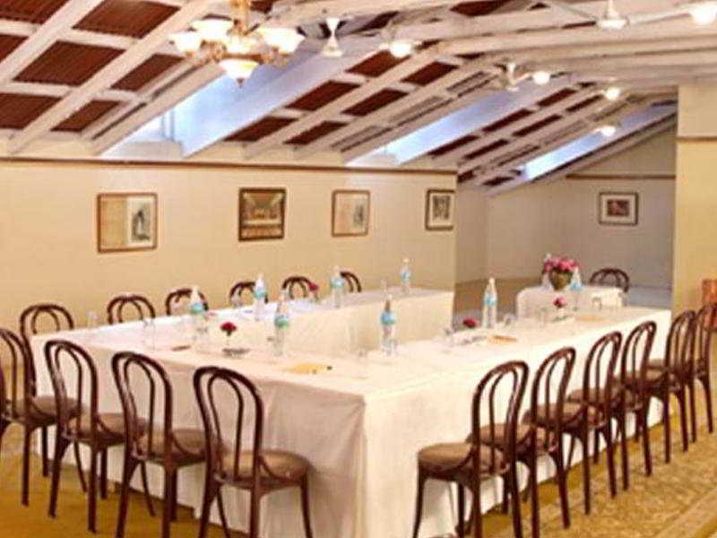 Woodville Palace Hotel 3*