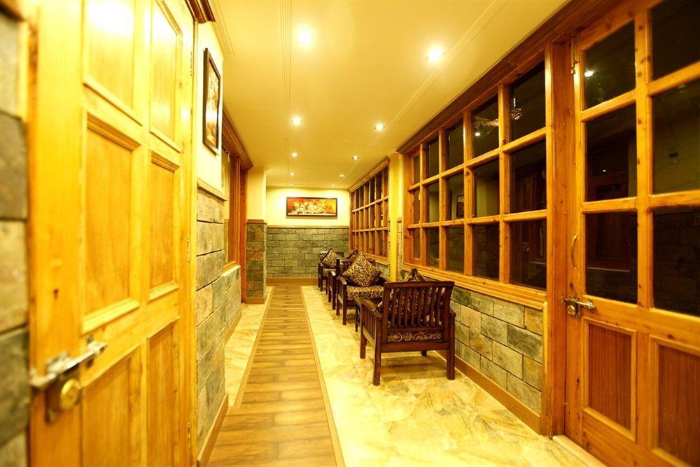 Bridge View Regency Hotel 3*