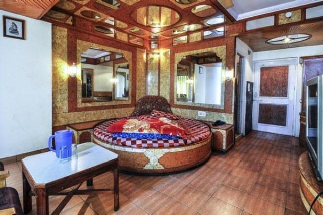 Hotel Gulmarg Regency