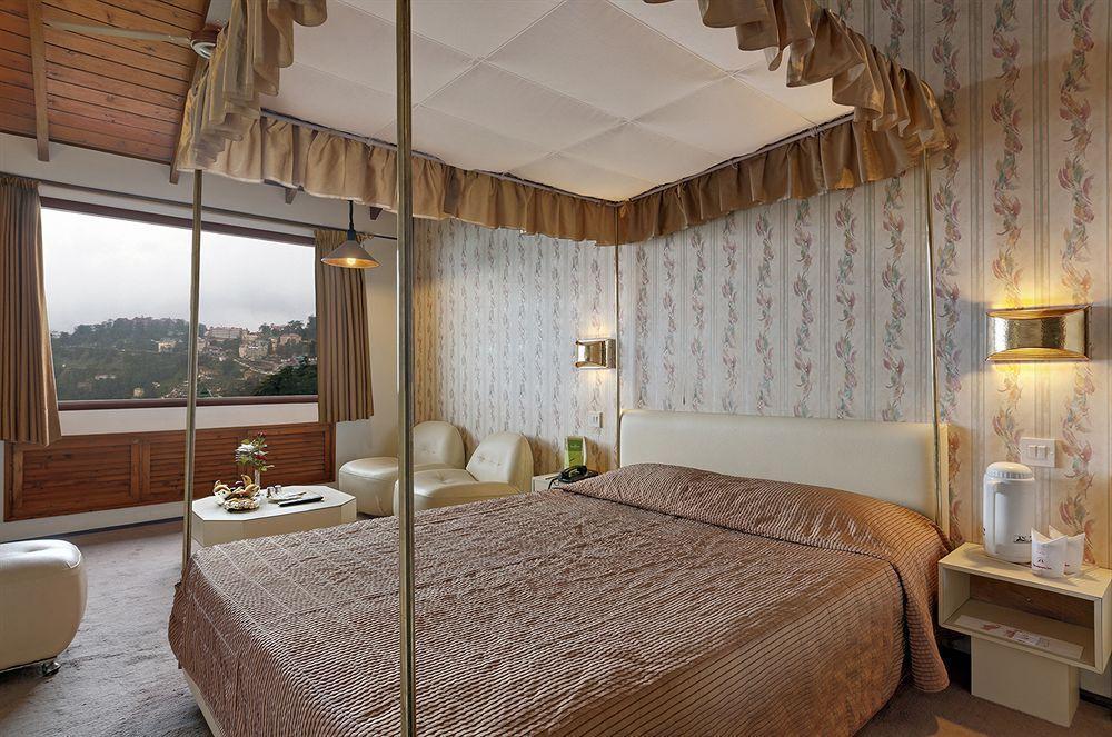Honeymoon 3*