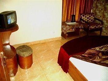 Oyo 11695 Auckland Hotel 3*