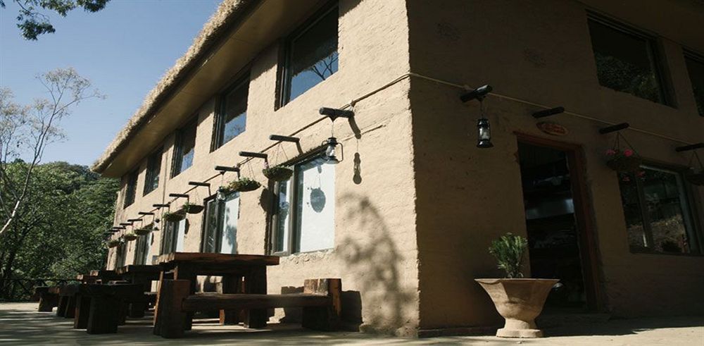 Aamod At Shoghi Luxury 4*
