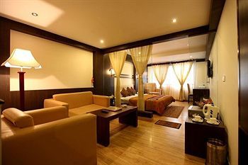 Hotel Bridge View Regency