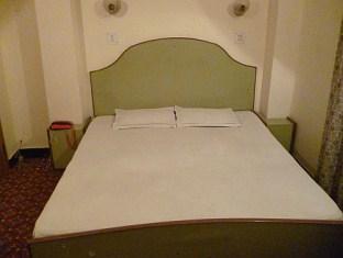 Chaman Palace 2*