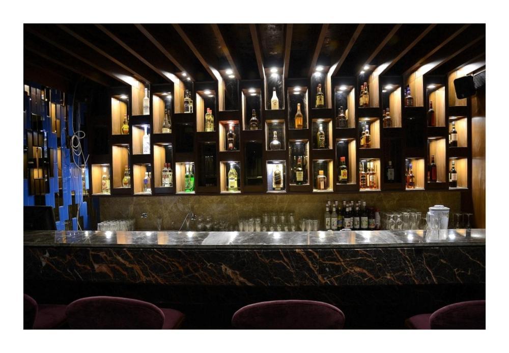 Shiwalik Regency Hotel