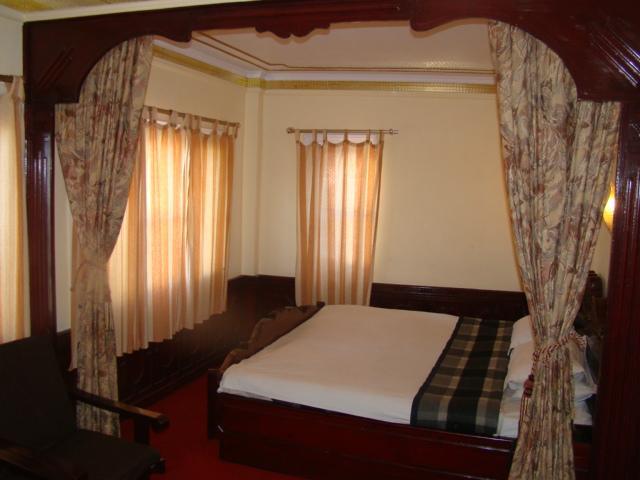 Hilltop Inn 3*