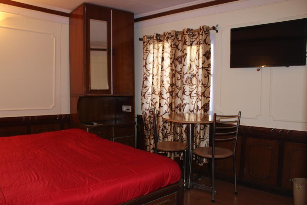 Inn Hilltop 3*