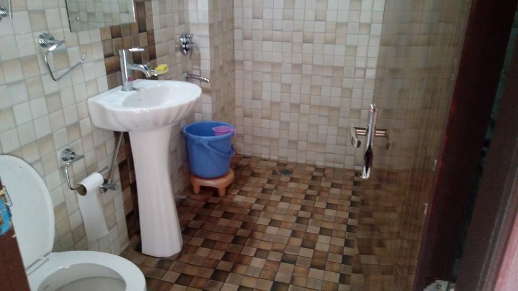 Apna Ghar Apartment *