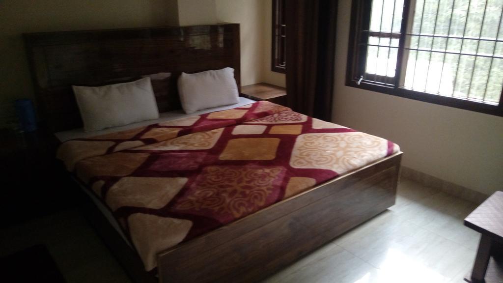 Apna Ghar Apartment