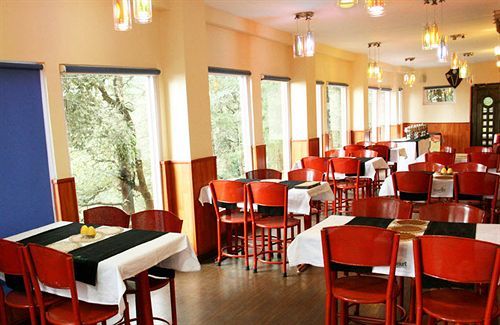 Hotel Fairmount 3*