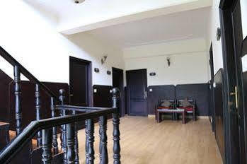 Hotel Tethys Narkanda Shimla