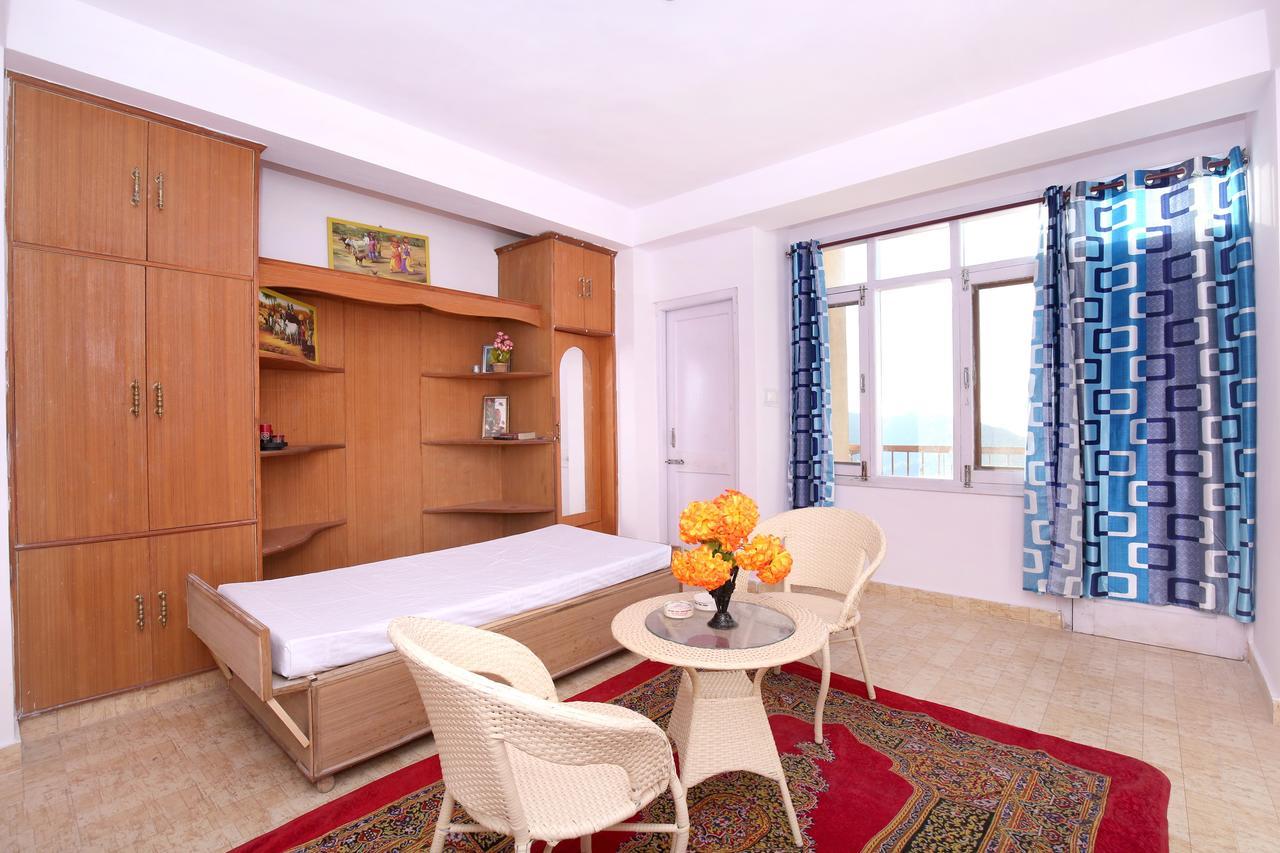 Oyo 10986 1bhk Red Velly Kasumpti Main Market Apartment