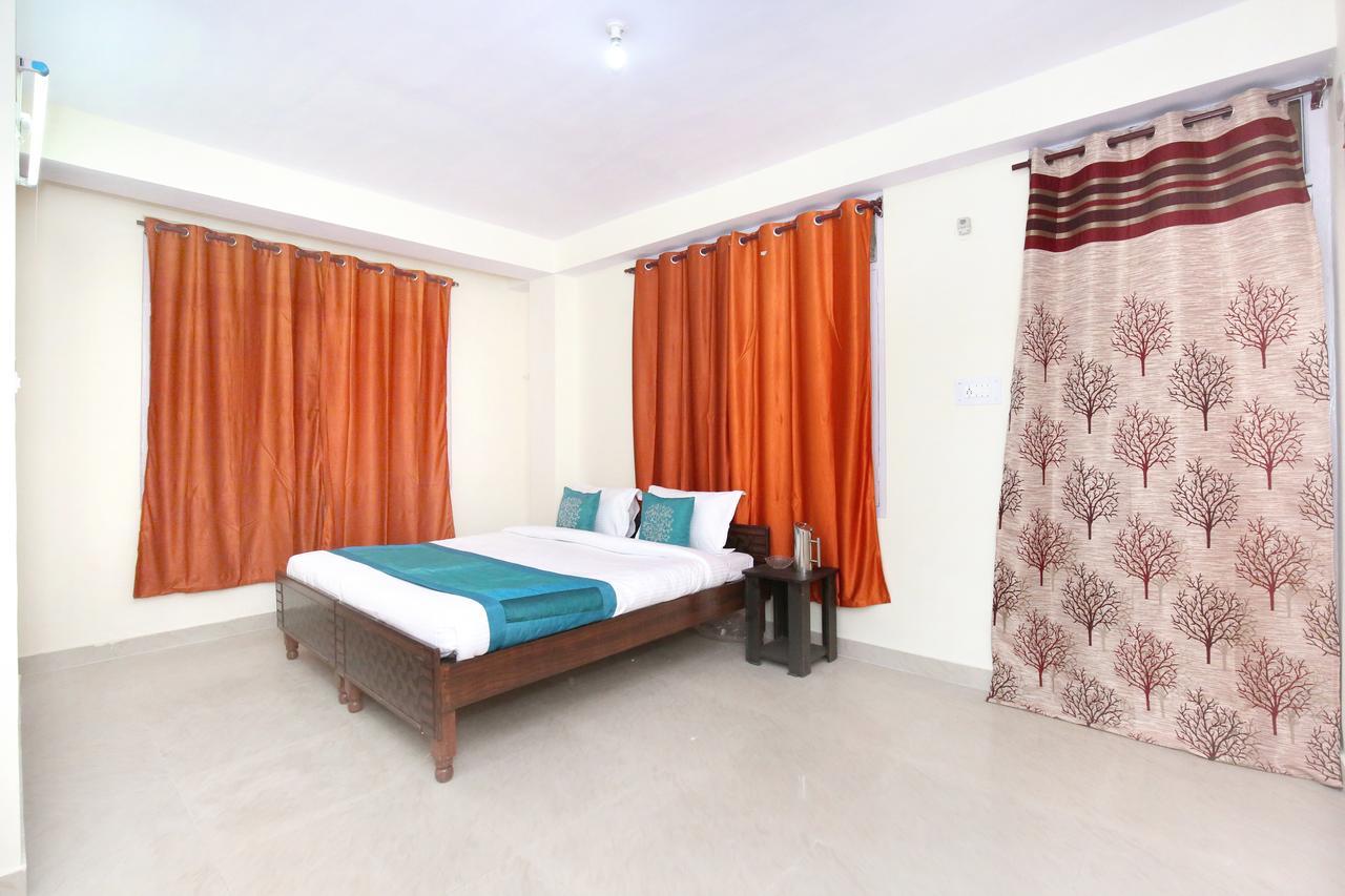Apartment Oyo 10986 1bhk Red Velly Kasumpti Main Market