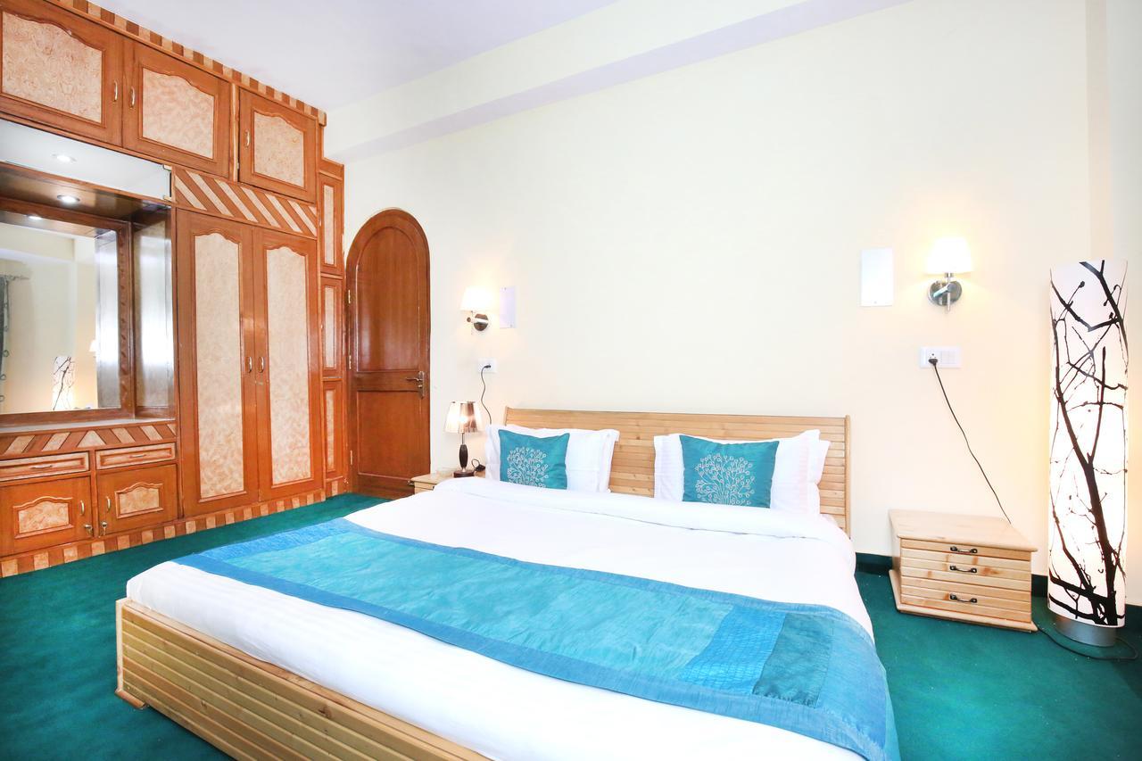 Oyo 10746 2bhk Jakhu