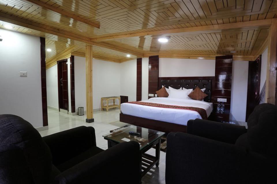 Hotel The Grand White By Parfait Shimla