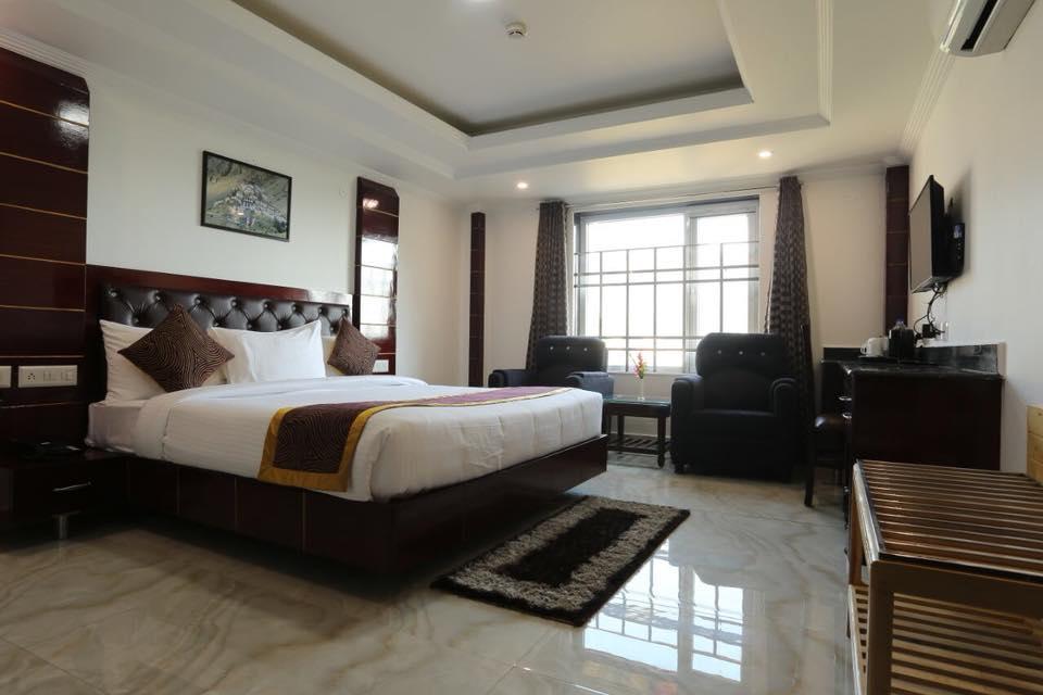 The Grand White By Parfait 3* Shimla