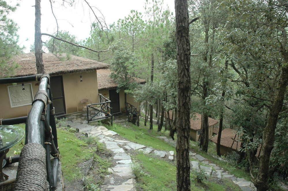 Aamod Hotel
