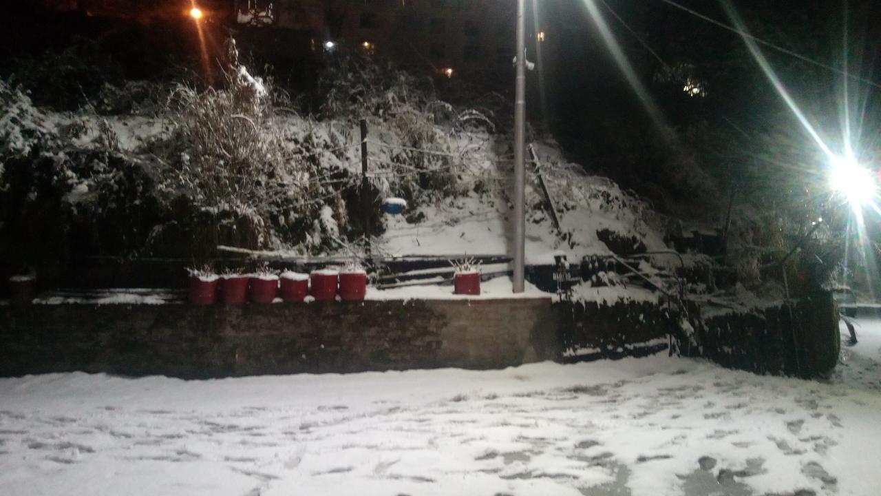 Apna Ghar Apartment *