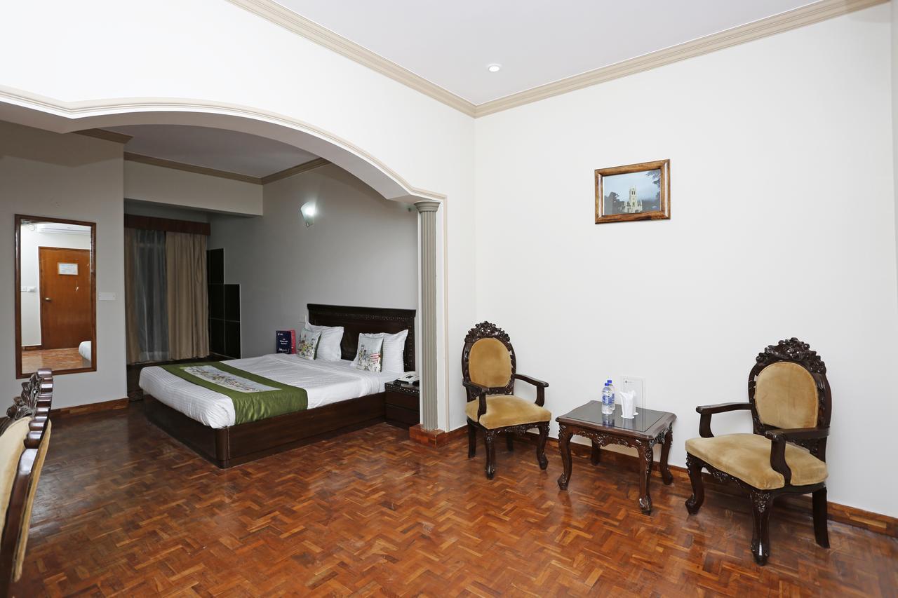 The Naldehra Hotel