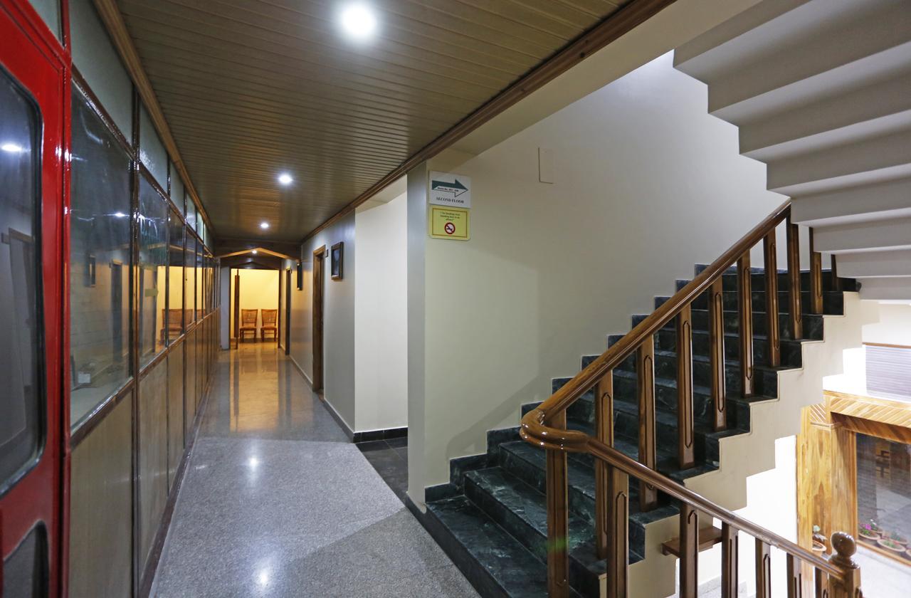 Hotel The Naldehra Shimla