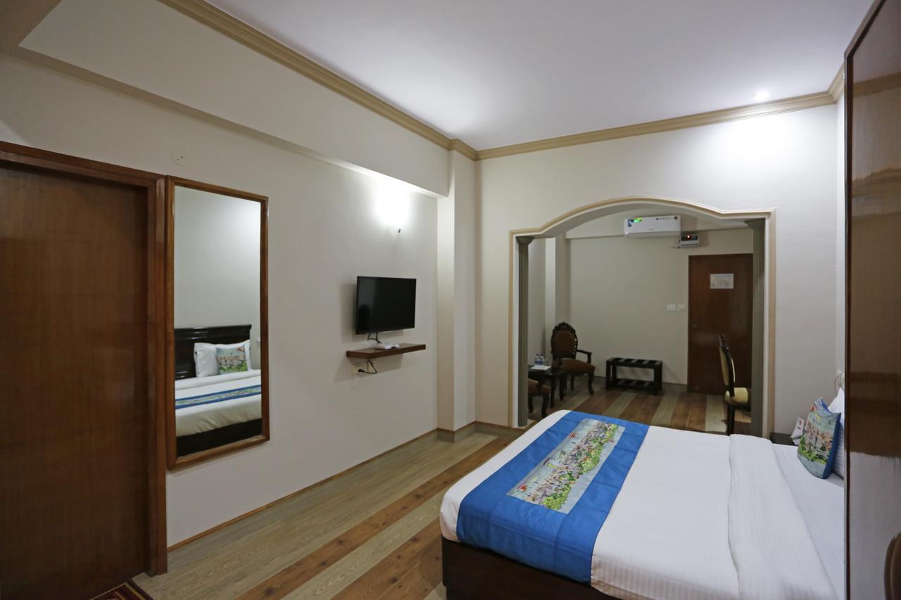 The Naldehra Hotel