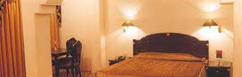Hotel De Park 3*