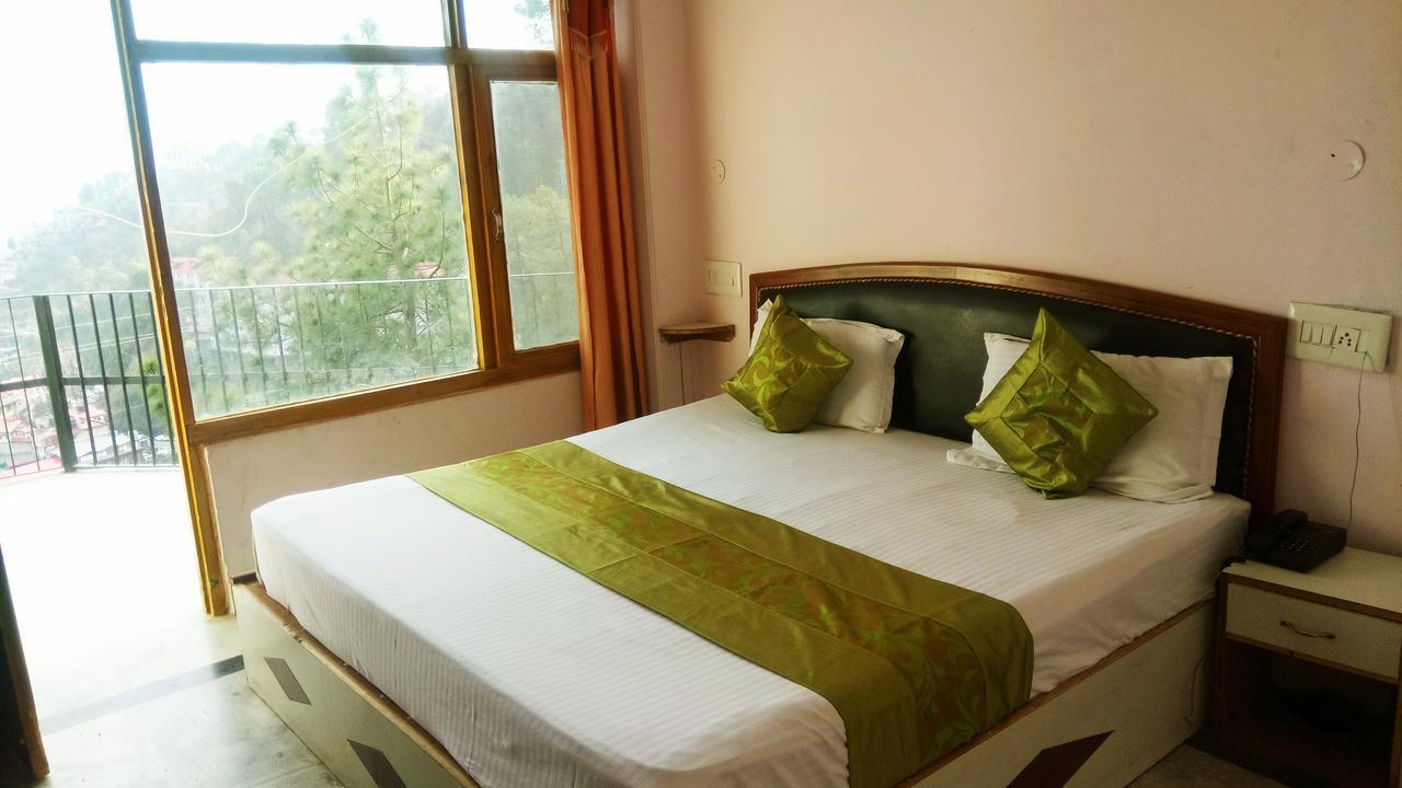Royal View Hotel 2*