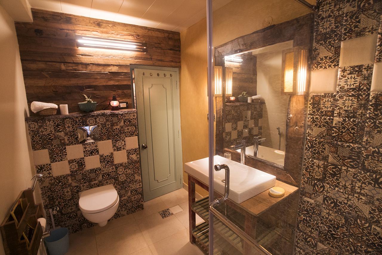 Meena Bagh Bed & Breakfast *