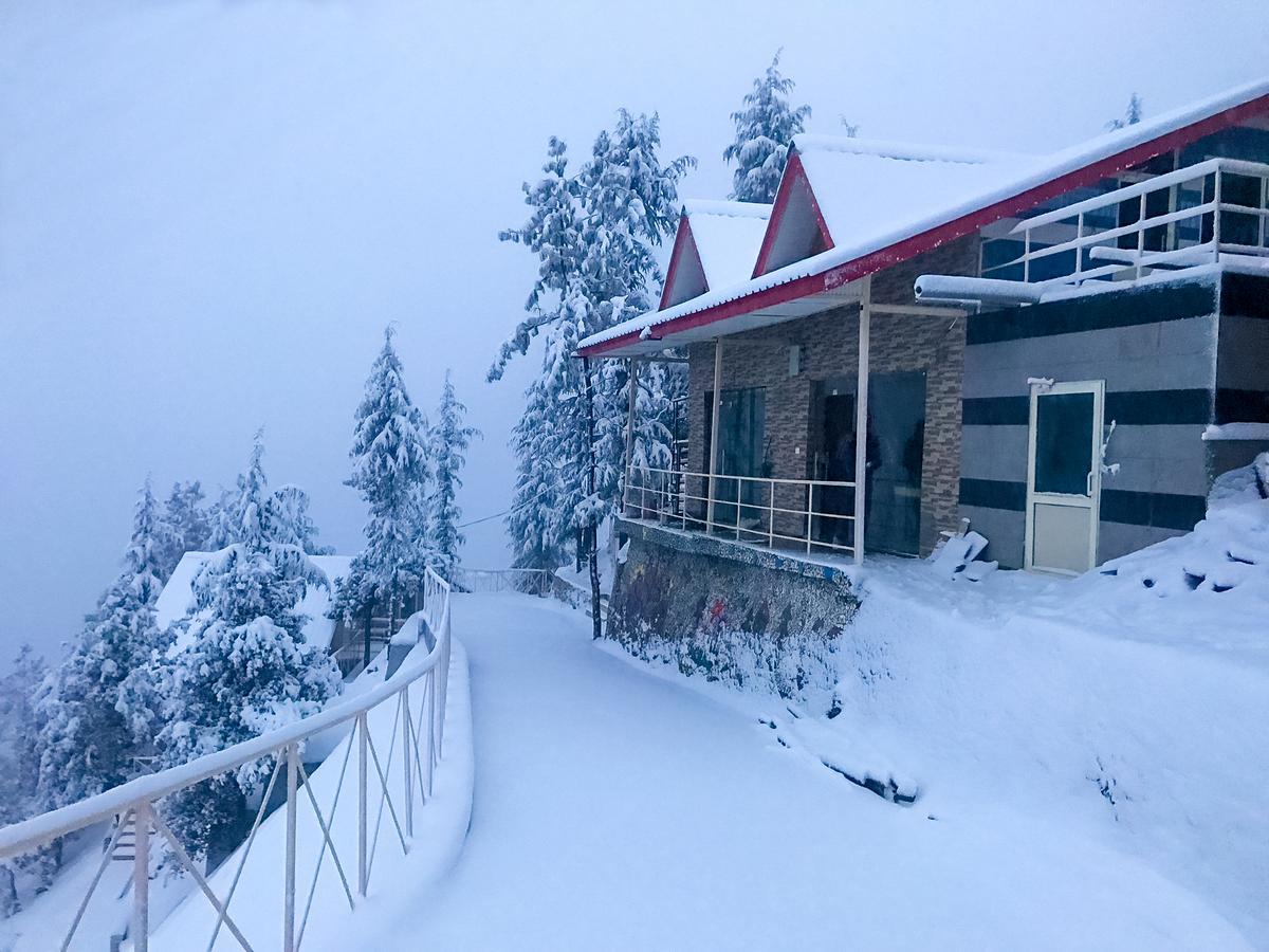 Kvr Clarks Inn, Kufri Shimla