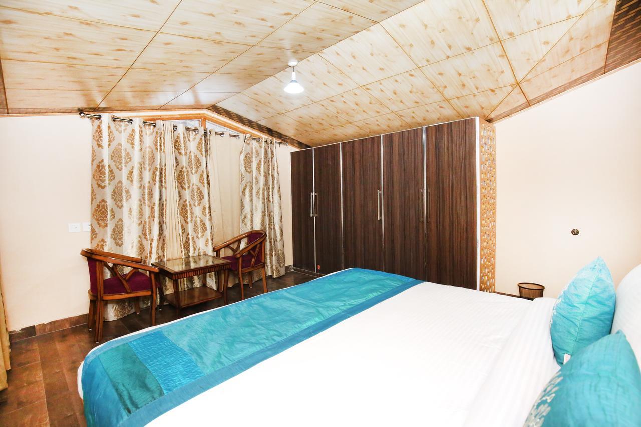 Oyo 10863 Nature Walk 2bhk Apartment