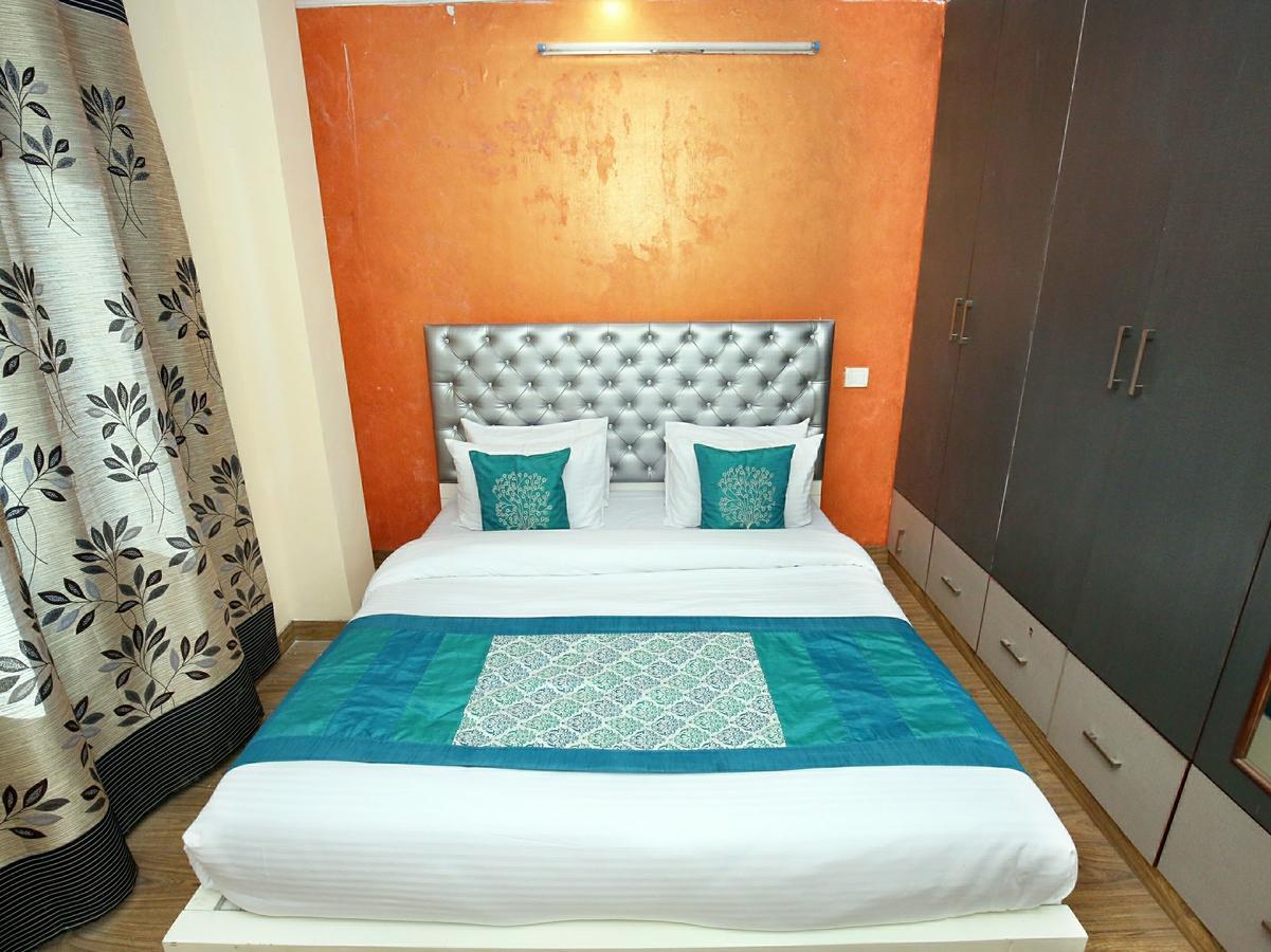 Oyo 10406 Luxury 3bhk New
