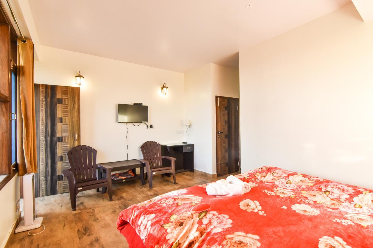 Dhanlaxmi Bed & Breakfast *