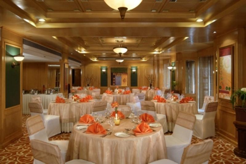 Radisson Hotel 5*