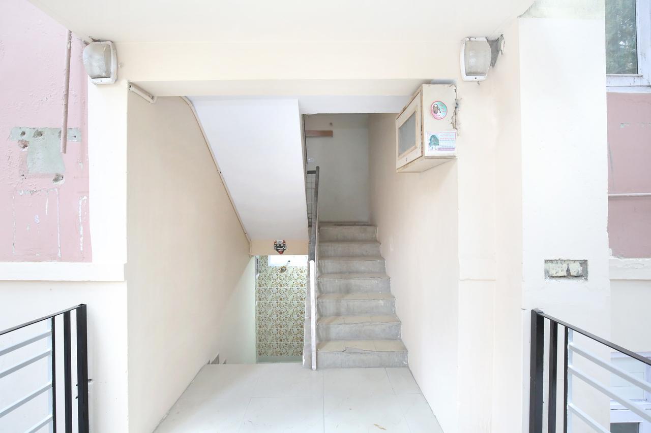 Oyo 14202 Rajinder Regency Hotel 3*
