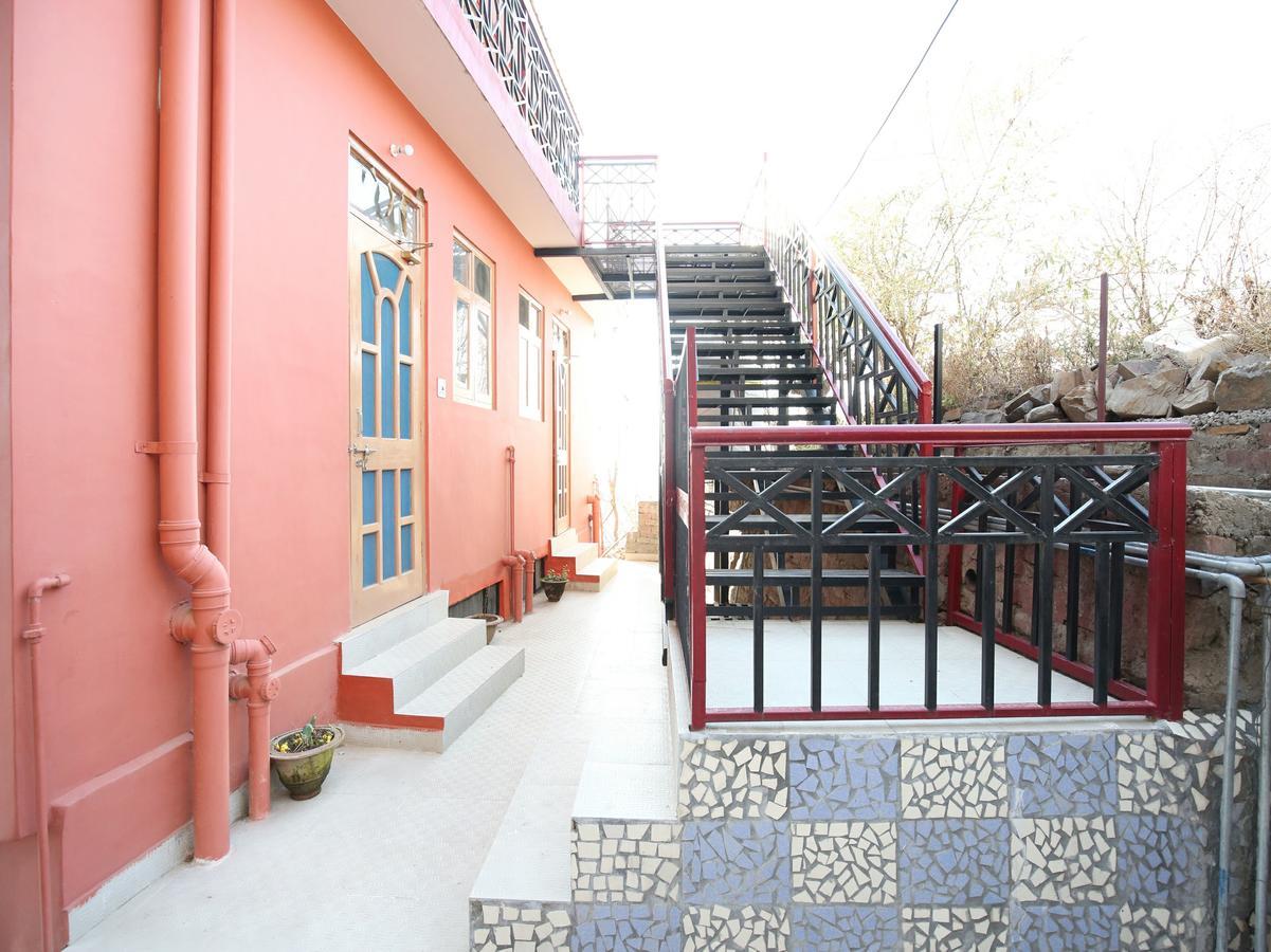 Oyo 12718 1bhk View Apartment