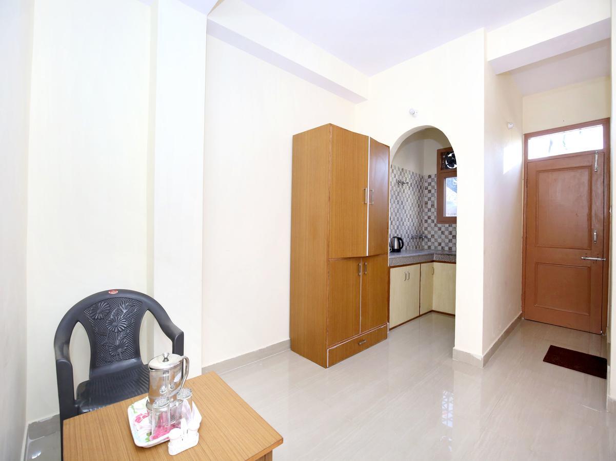 Apartment Oyo 12718 1bhk View *